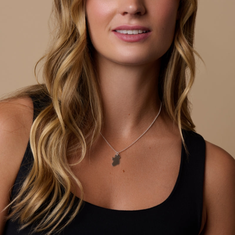 ÉIRE MAP NECKLACE