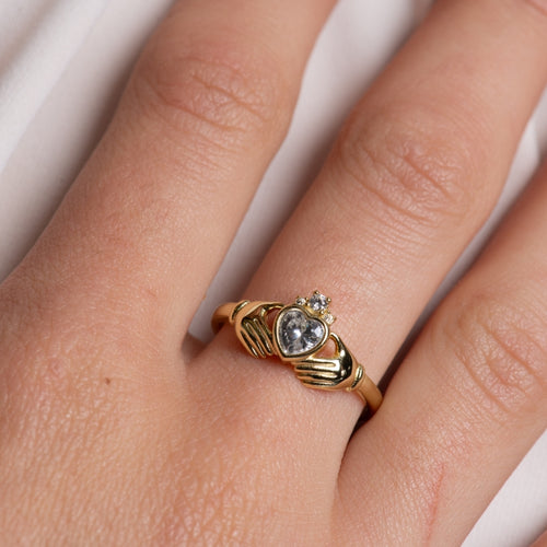 CLADDAGH RING WITH WHITE CUBIC ZIRCONIA STONE